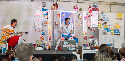 En ia imagen, un momento de una actuación infantil en la Feria del Libre de 2019. Foto: Kike Ayala (Rivas Actual).