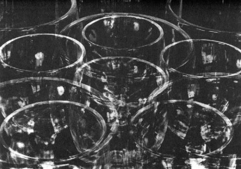 8 Vasos, 1925.